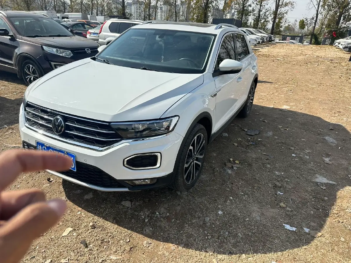 2021 Volkswagen T-Roc 1.4T 150HP L4 7DCT