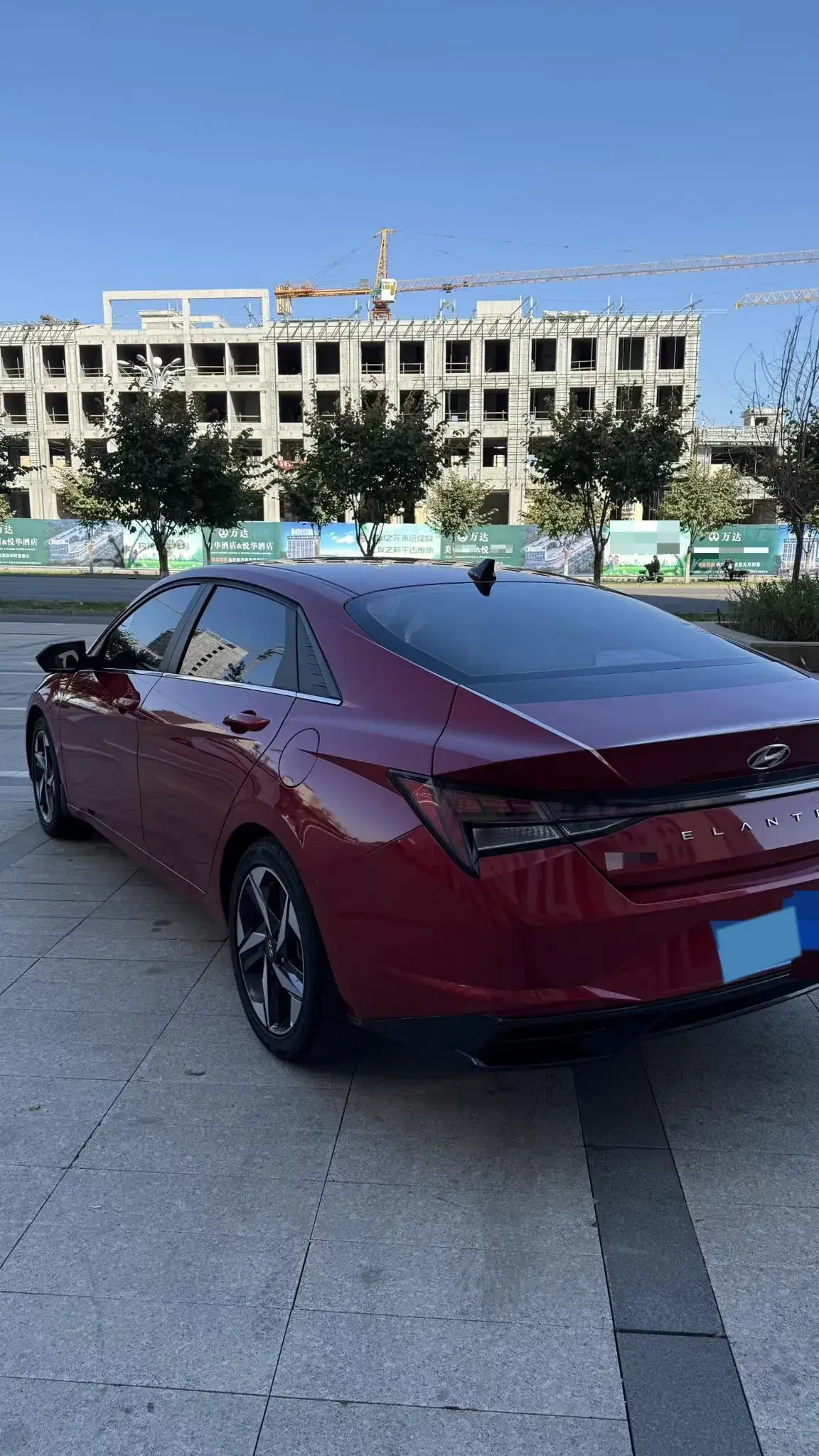 2021 HYUNDAI ELANTRA thumbnail 3