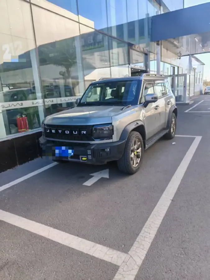 2023 Jetour Traveller 2.0T 254HP L4 8AT