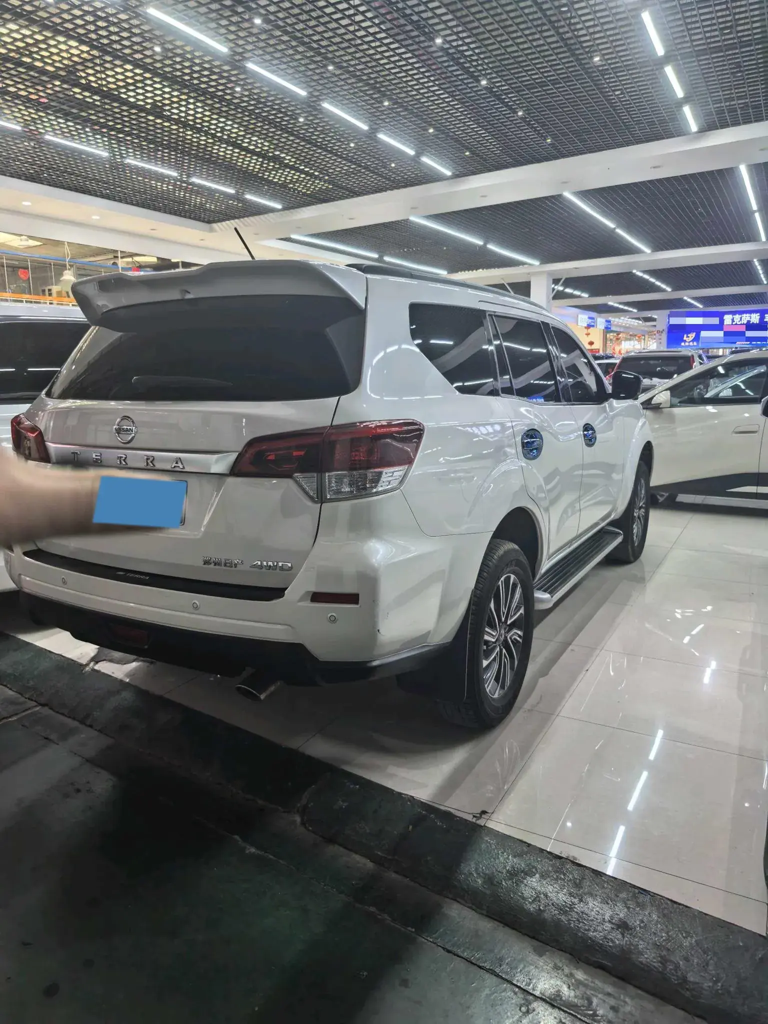 2020 NISSAN TERRA thumbnail 4