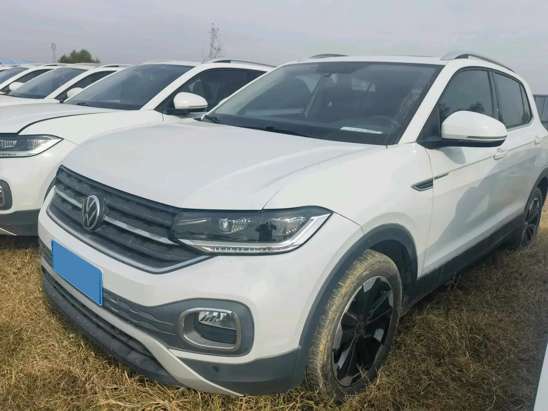 2023 VOLKSWAGEN TACQUA view 1