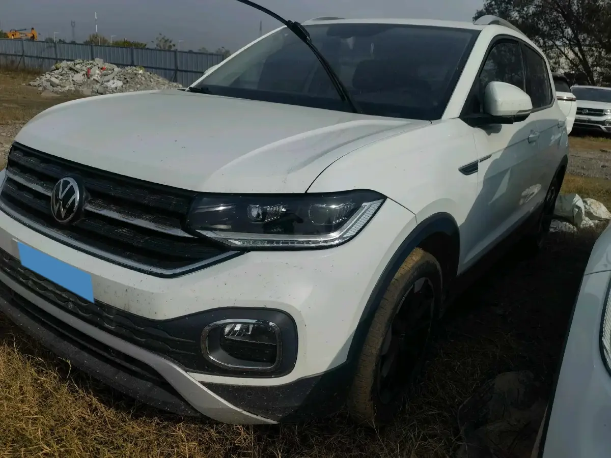 2023 Volkswagen Tacqua 1.2T 116HP L4 7DCT