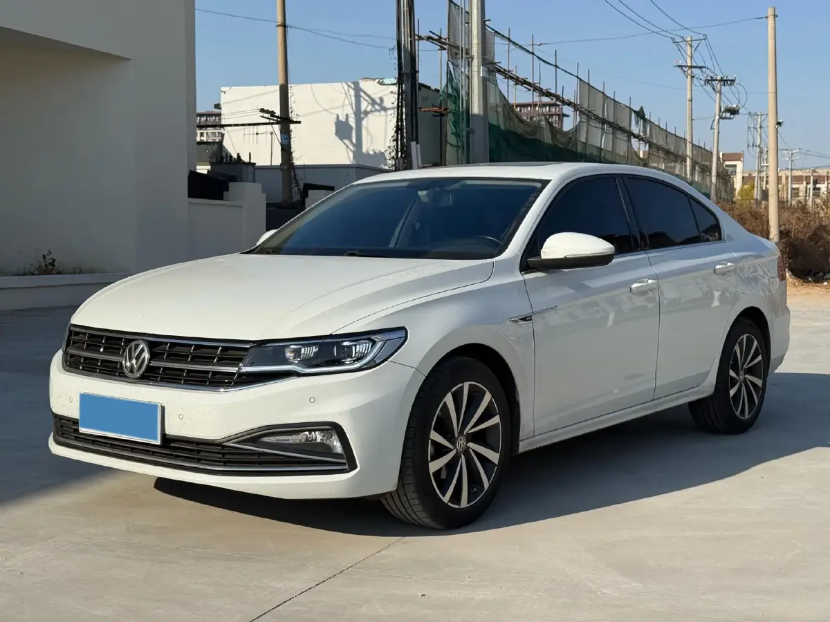 2020 Volkswagen Bora 1.5L 113HP L4 6AT