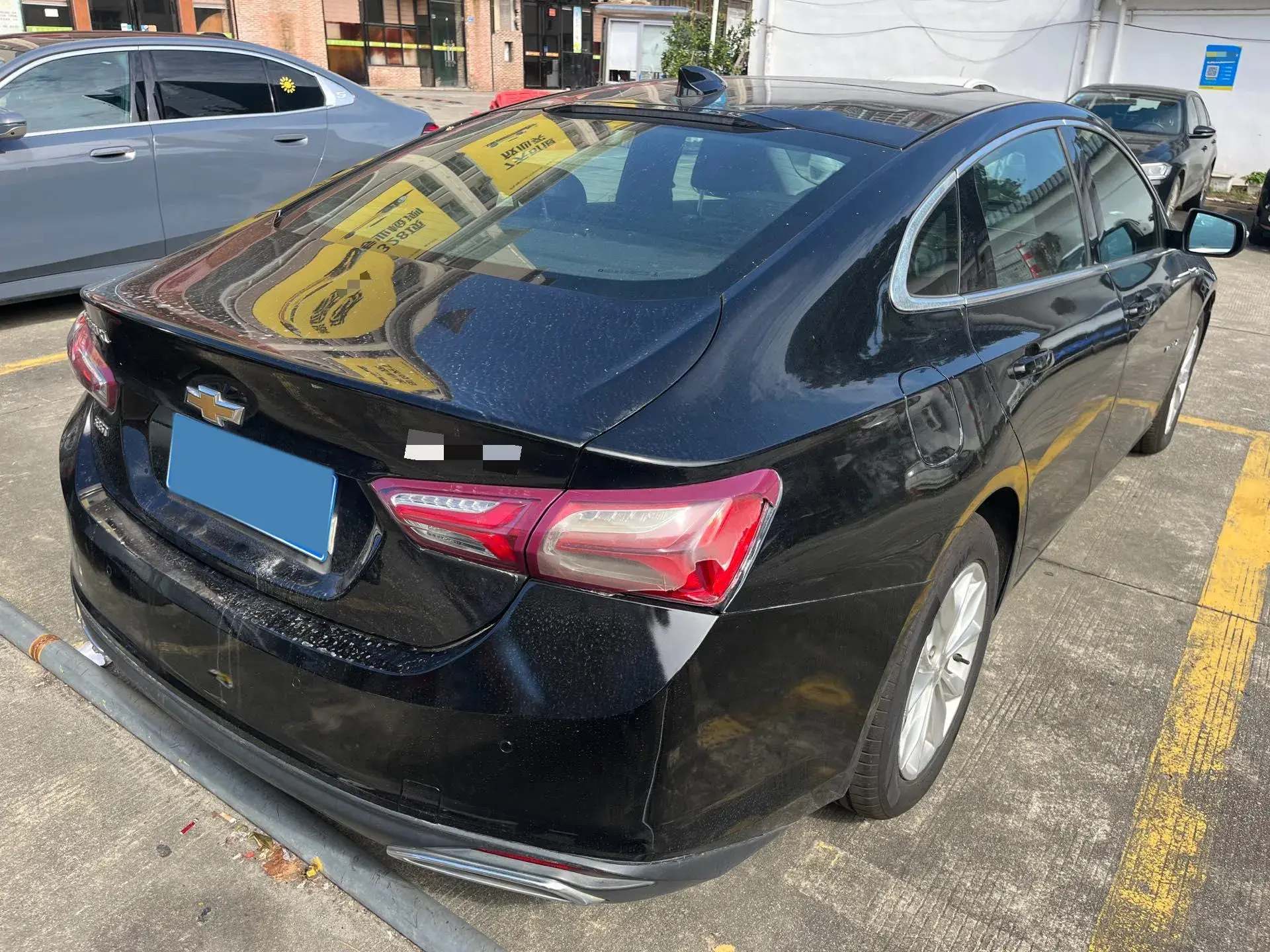 2019 CHEVROLET MALIBU thumbnail 2