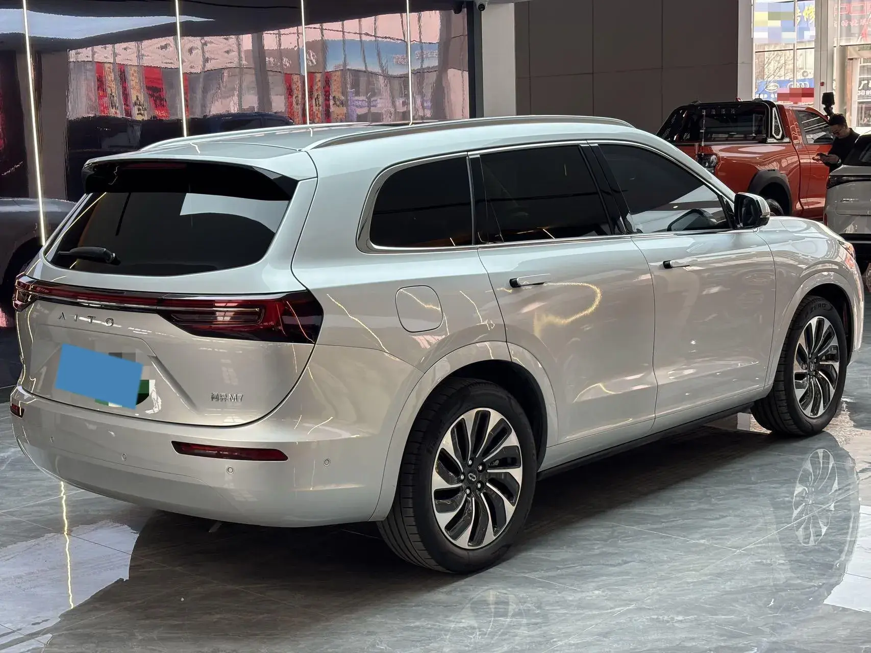 2024 AITO AITO thumbnail 3