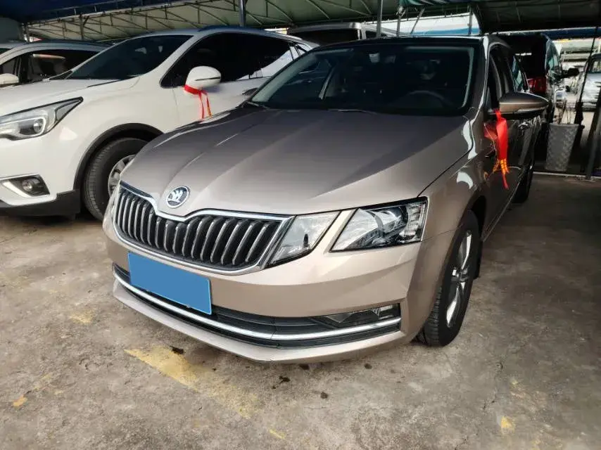 2020 Skoda Octavia 1.5L 113HP L4 6AT