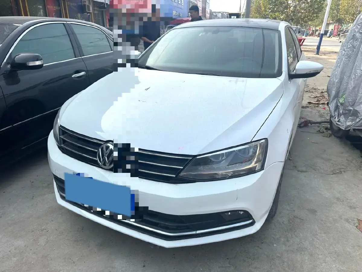 2018 Volkswagen Sagitar 1.2T 110HP L4 7DCT