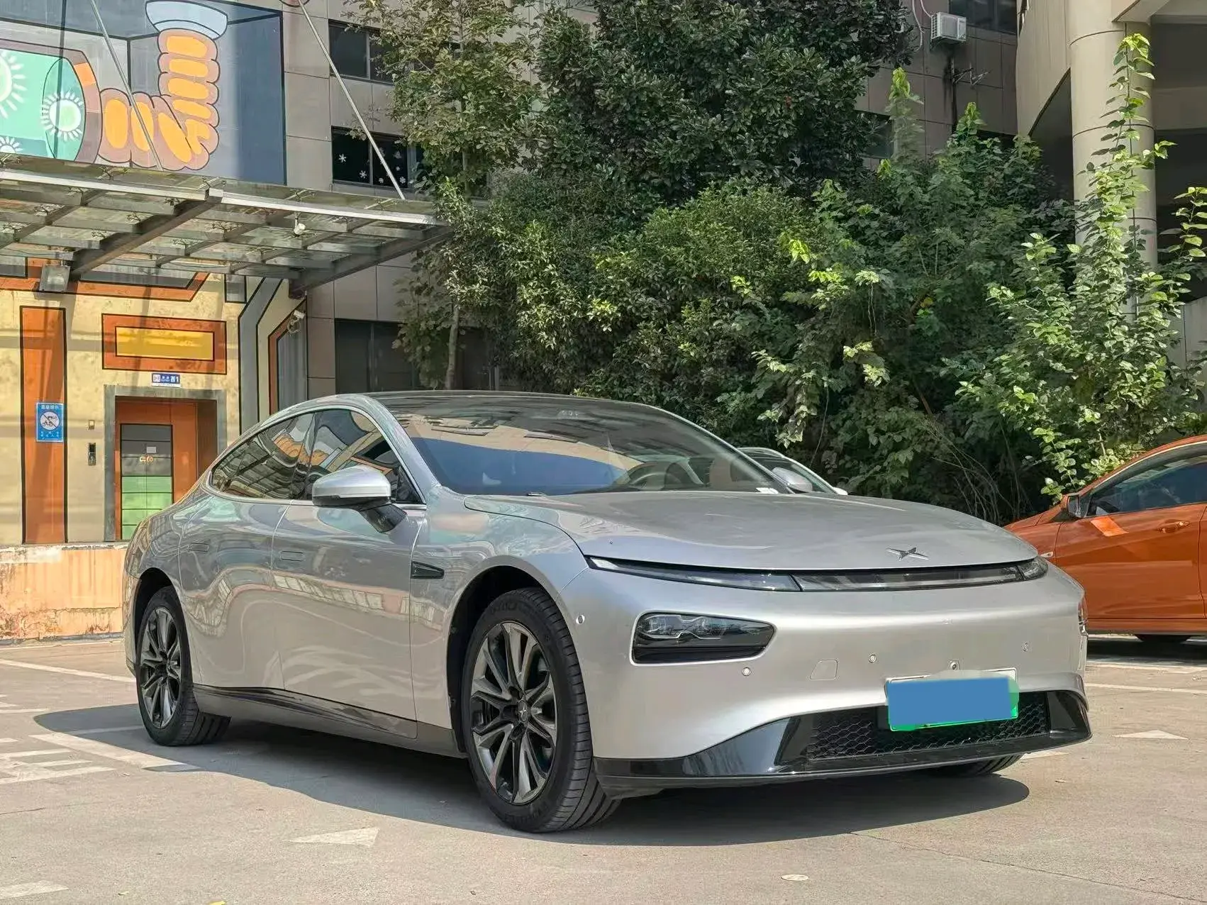 2020 XPENG P7 thumbnail 3