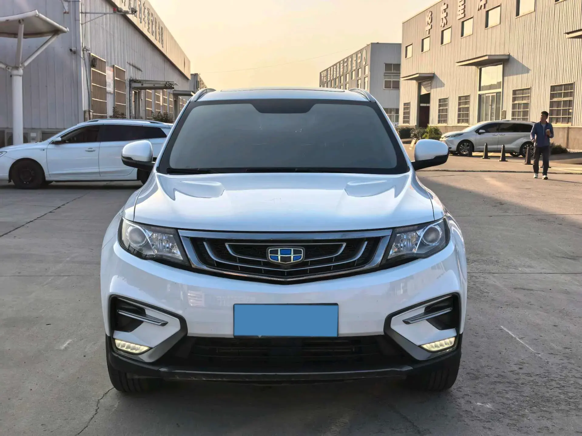 2018 GEELY AZKARRA thumbnail 2