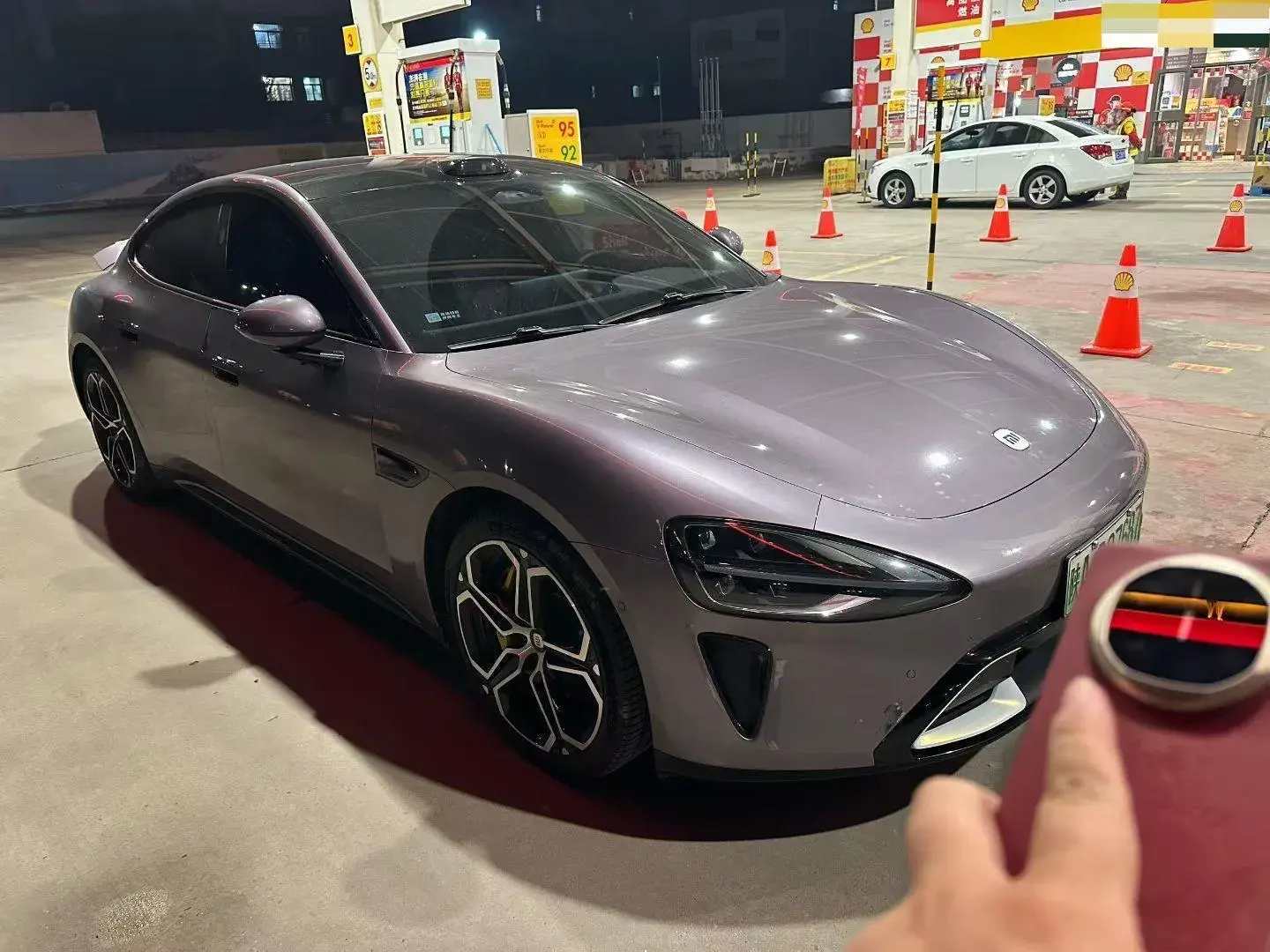 2024 MI SU7 thumbnail 3