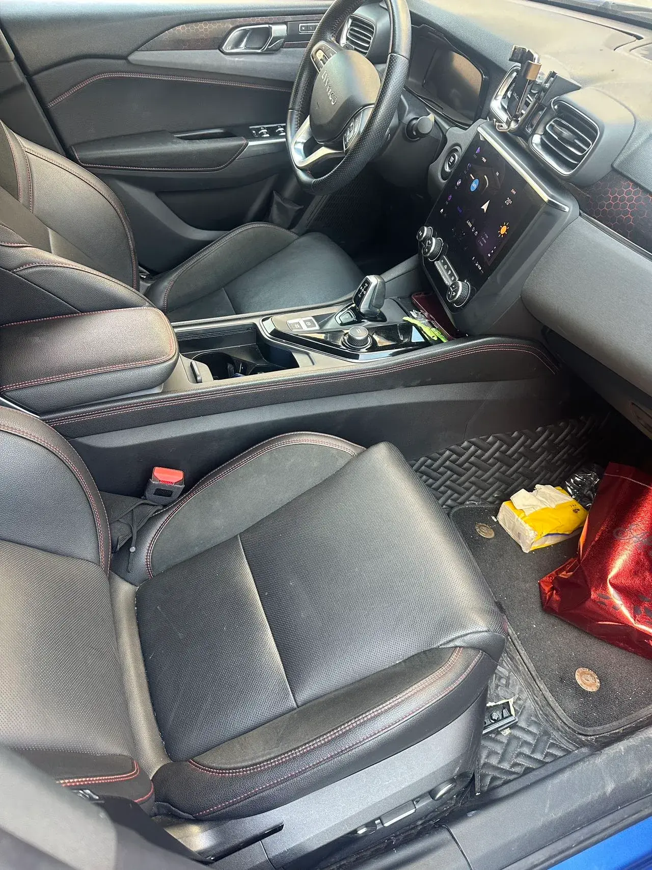 2020 LYNK&CO 03 thumbnail 2