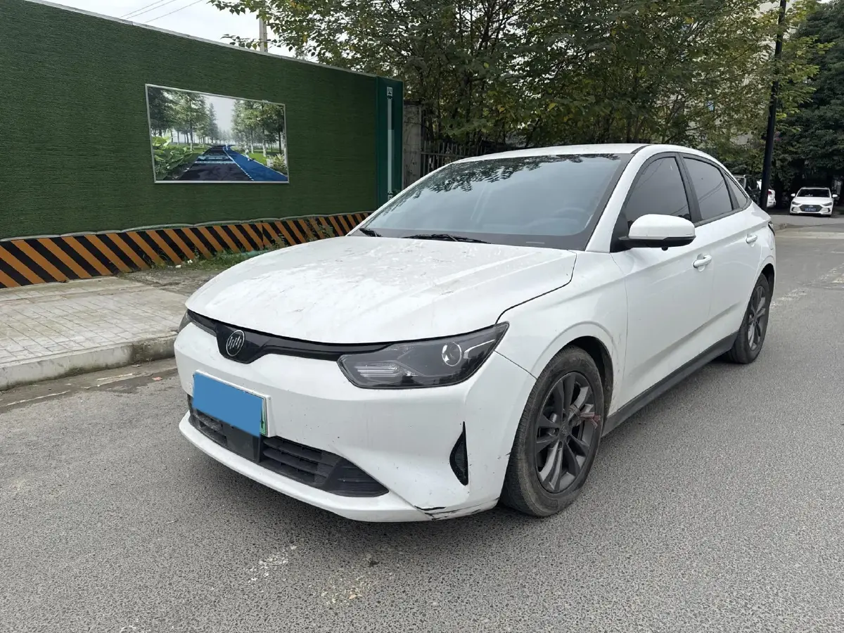 2021 Weltmeister E.5 BEV 49.92KWH