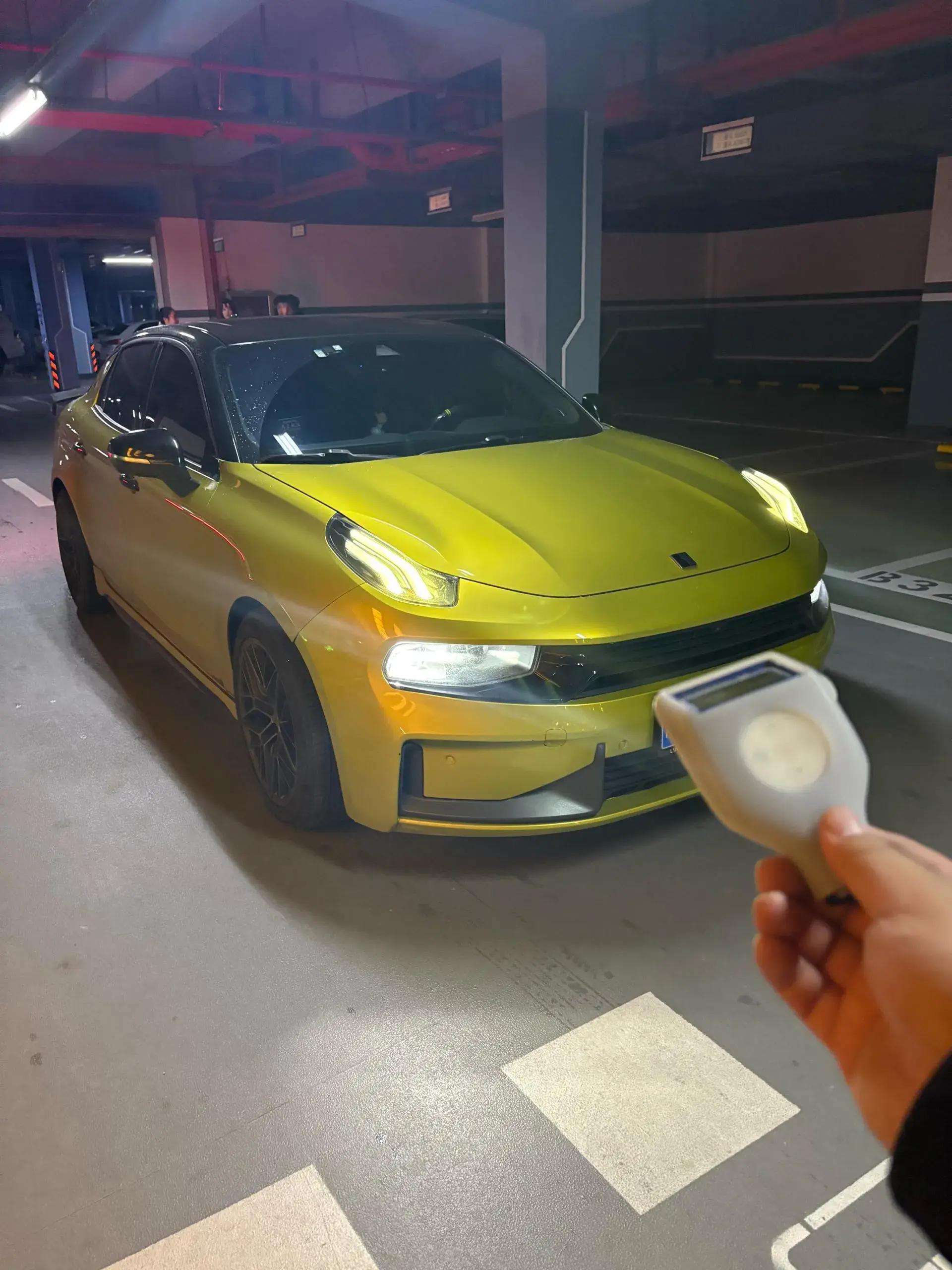 2019 LYNK&CO 03 thumbnail 3