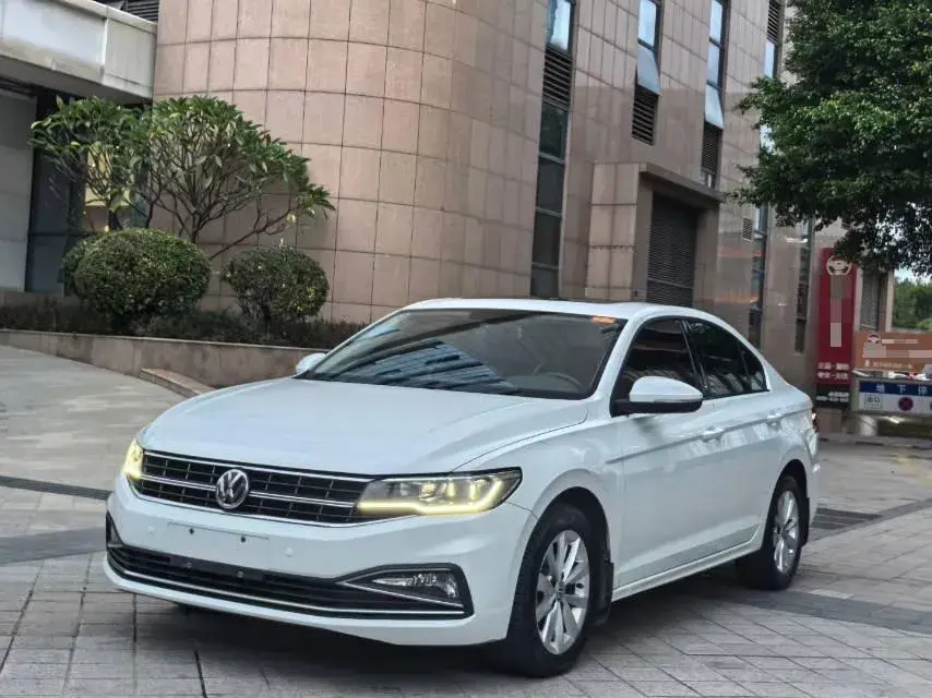 2020 VOLKSWAGEN BORA view 1