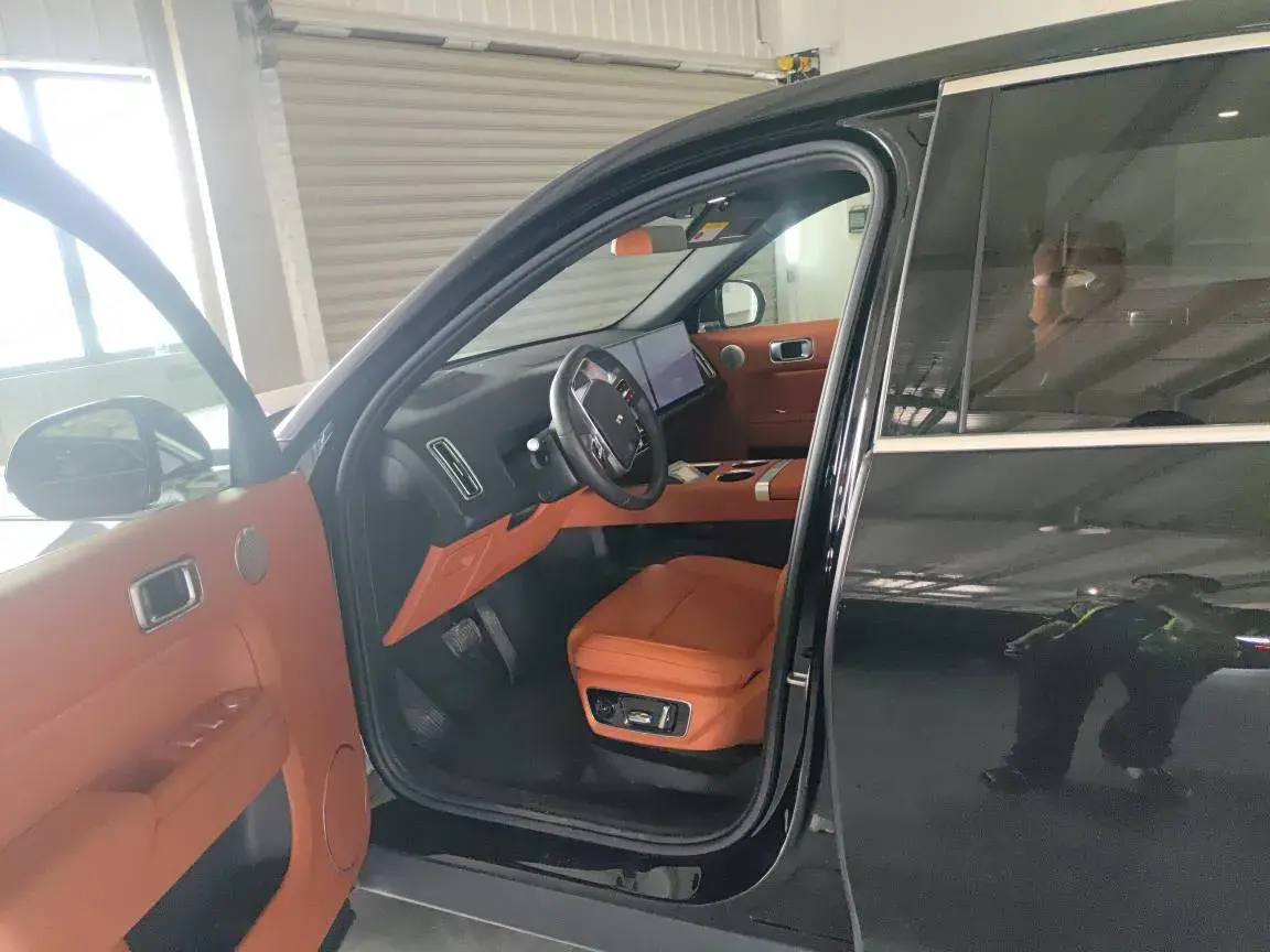 2024 LI L7 thumbnail 2