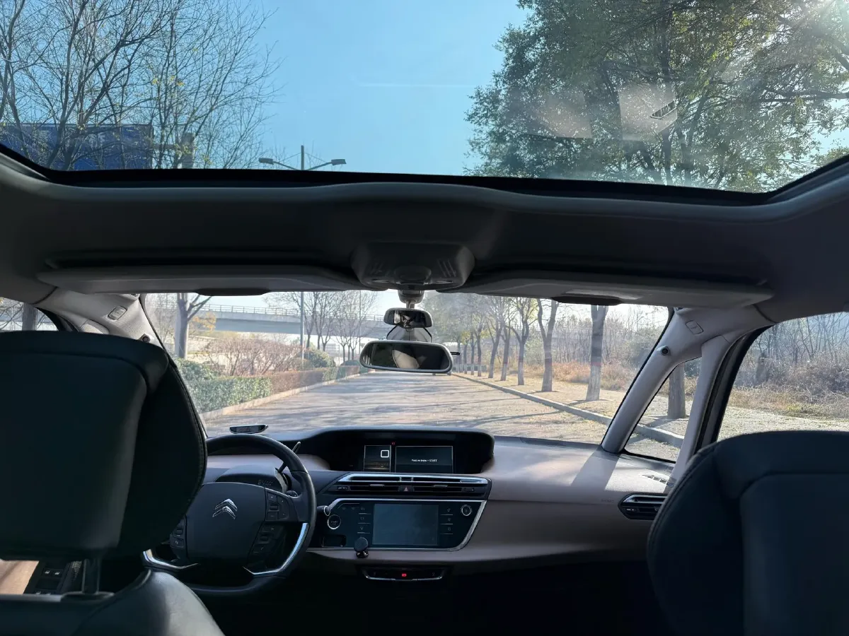 2015 Citroen C4 Picasso 1.6T 165HP L4 6AT,autocango,china used car exporter,china ev exporter,chinese used car exporter,chinese used ev exporter