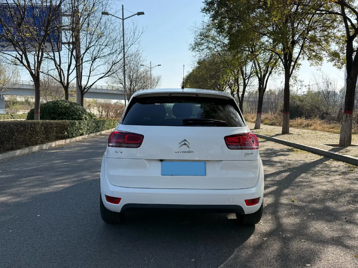 2015 Citroen C4 Picasso 1.6T 165HP L4 6AT,autocango,china used car exporter,china ev exporter,chinese used car exporter,chinese used ev exporter