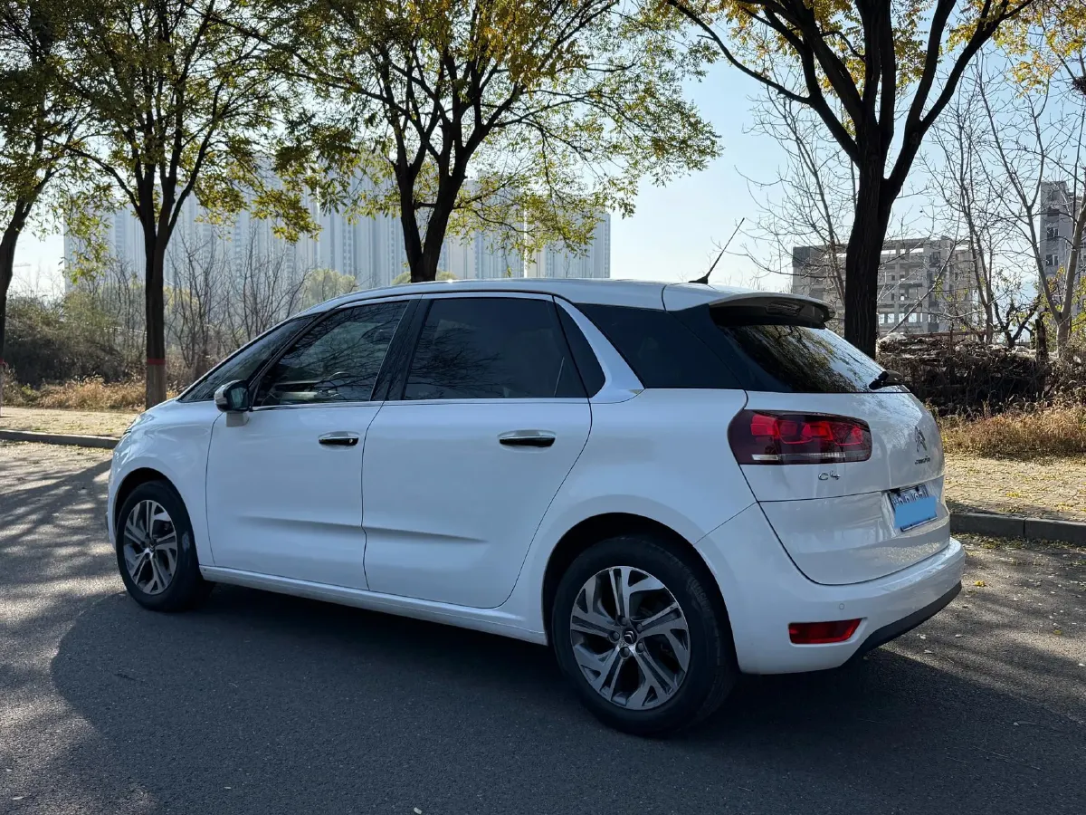 2015 Citroen C4 Picasso 1.6T 165HP L4 6AT,autocango,china used car exporter,china ev exporter,chinese used car exporter,chinese used ev exporter