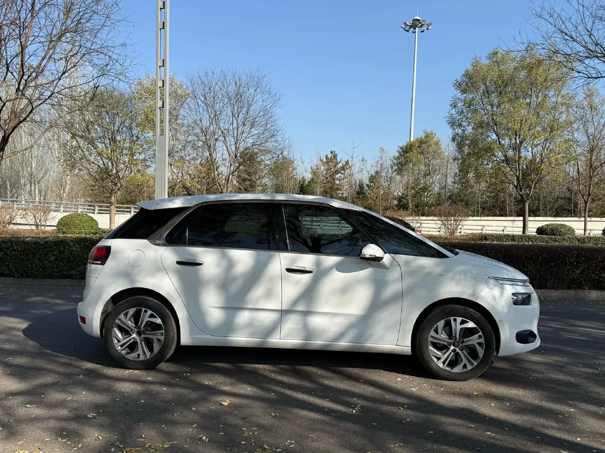 2015 Citroen C4 Picasso 1.6T 165HP L4 6AT,autocango,china used car exporter,china ev exporter,chinese used car exporter,chinese used ev exporter