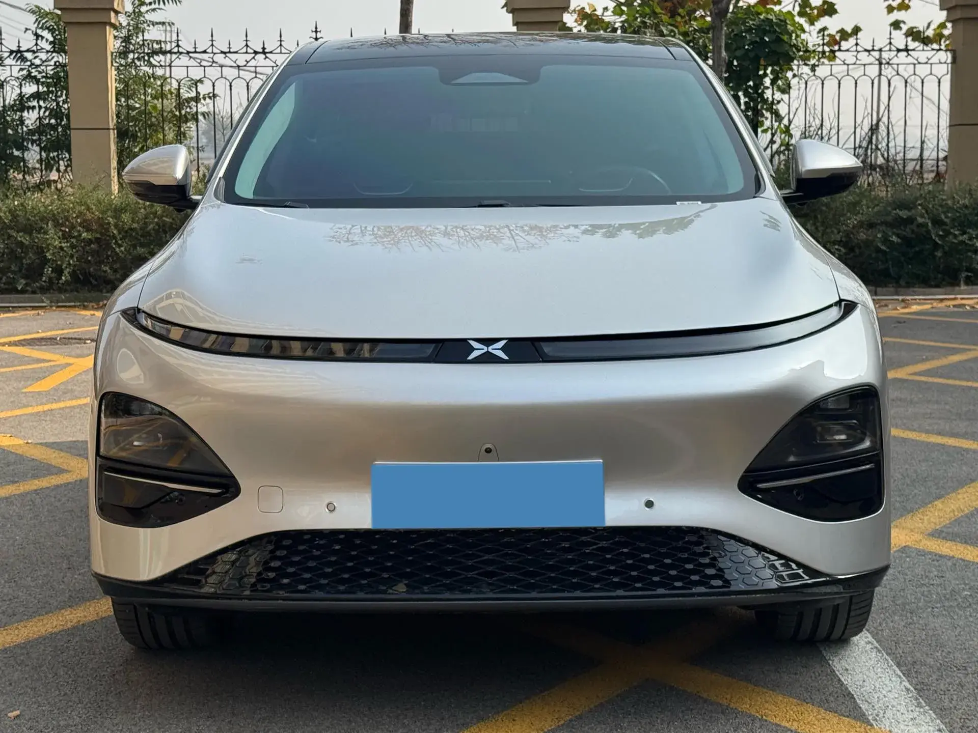 2023 XPENG G6 thumbnail 2