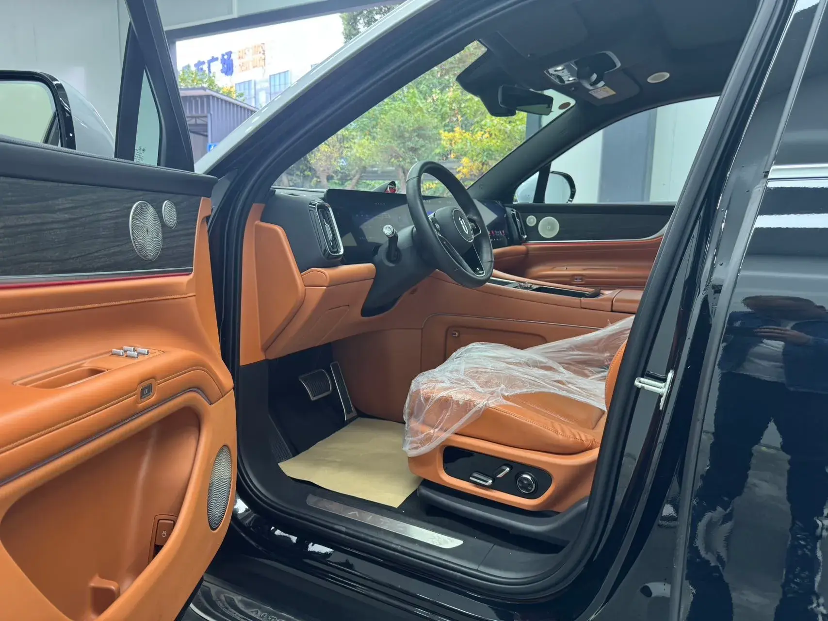 2024 AITO AITO thumbnail 4