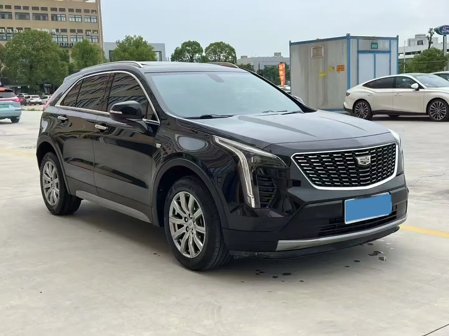 2018 CADILLAC XT4 thumbnail 2