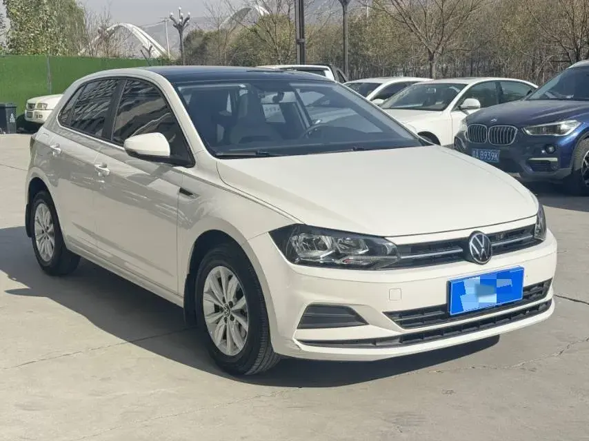 2023 VOLKSWAGEN POLO thumbnail 2