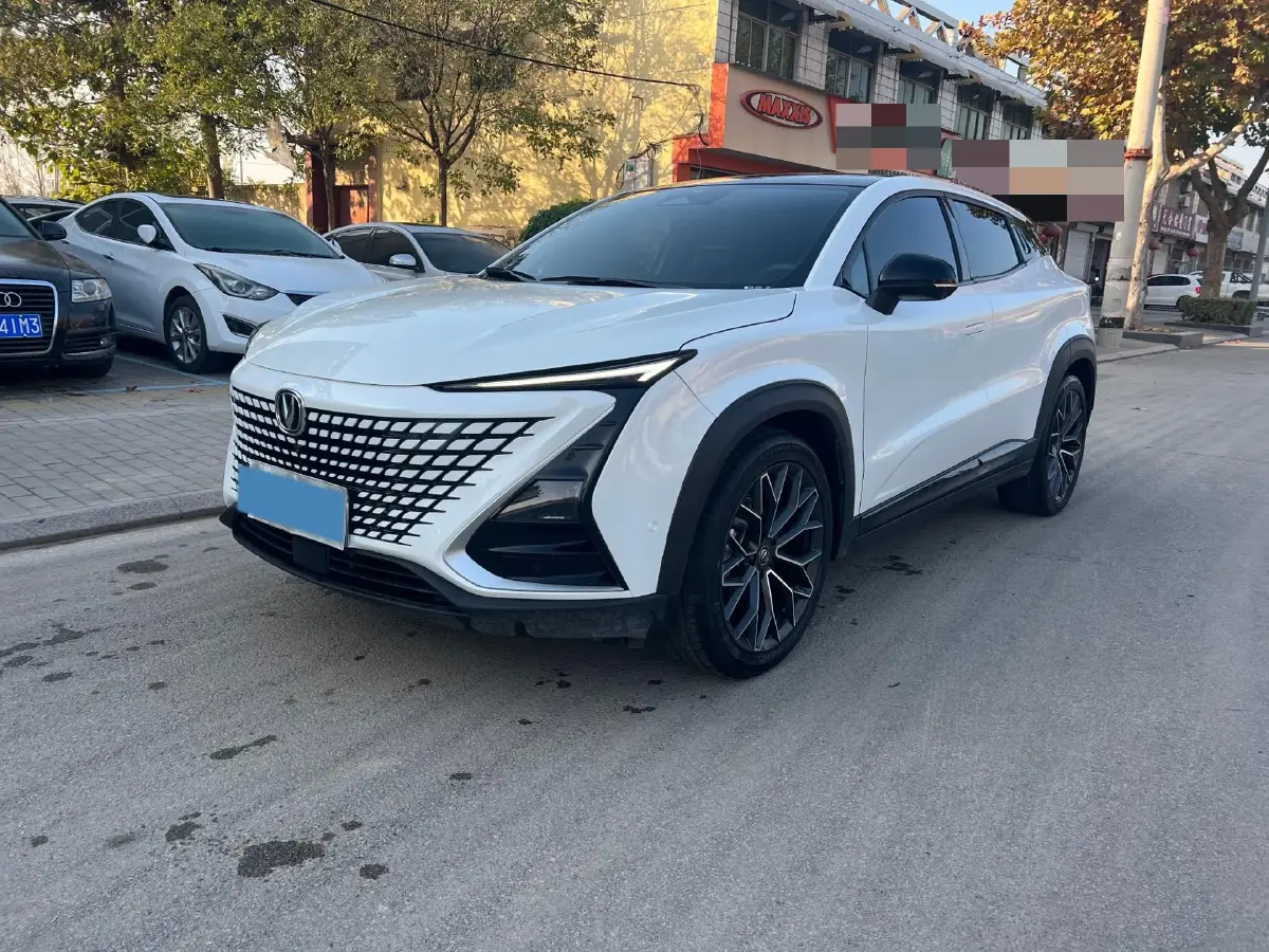 2022 ChangAn UNI-T 1.5T 188HP L4 7DCT