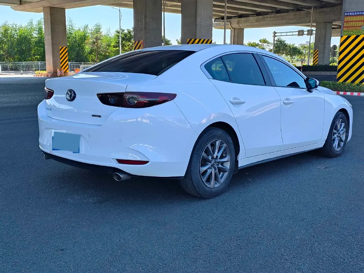 2021 Mazda 3 Axela 1.5L 117HP L4 6AT,autocango,china used car exporter,china ev exporter,chinese used car exporter,chinese used ev exporter