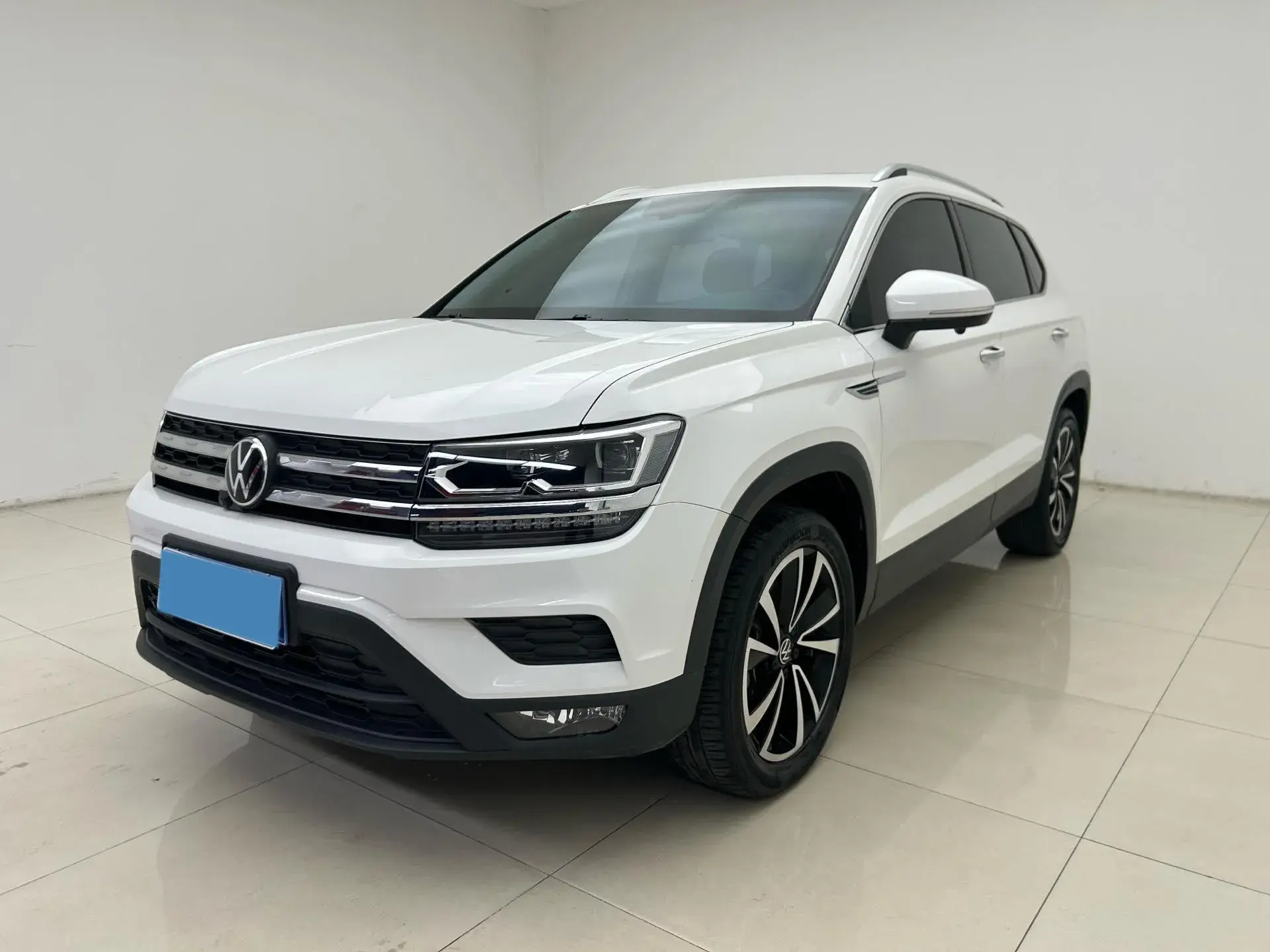 2022 JETTA VS7 view 1