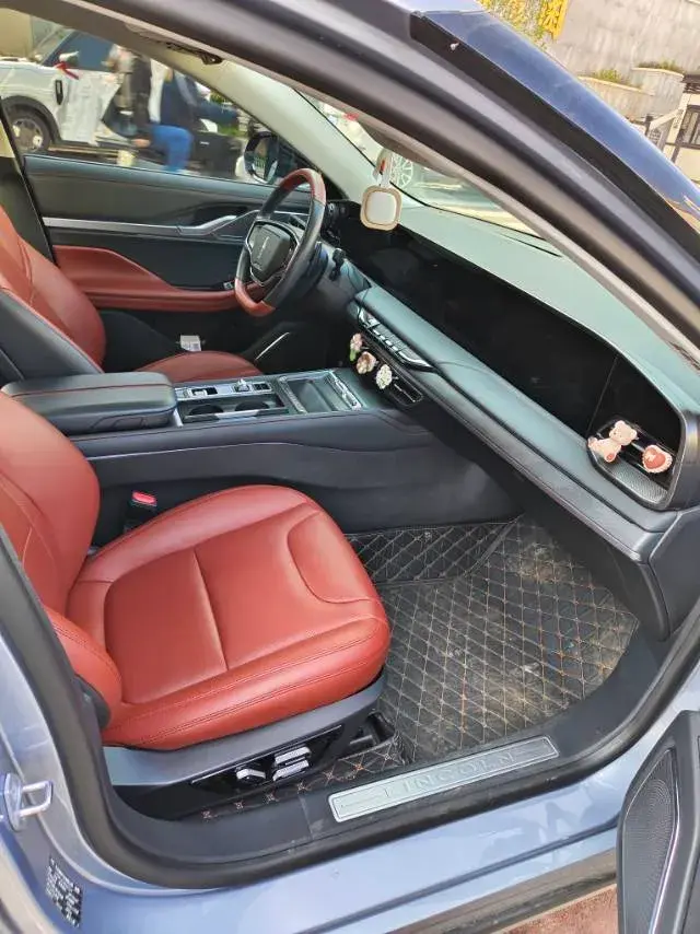 2022 LINCOLN Z thumbnail 2