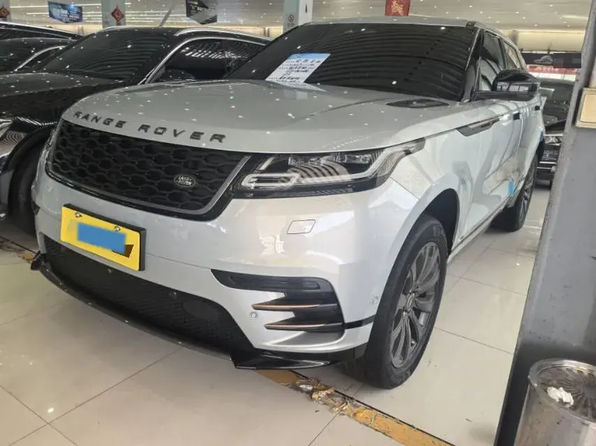 2021 LAND ROVER view 1