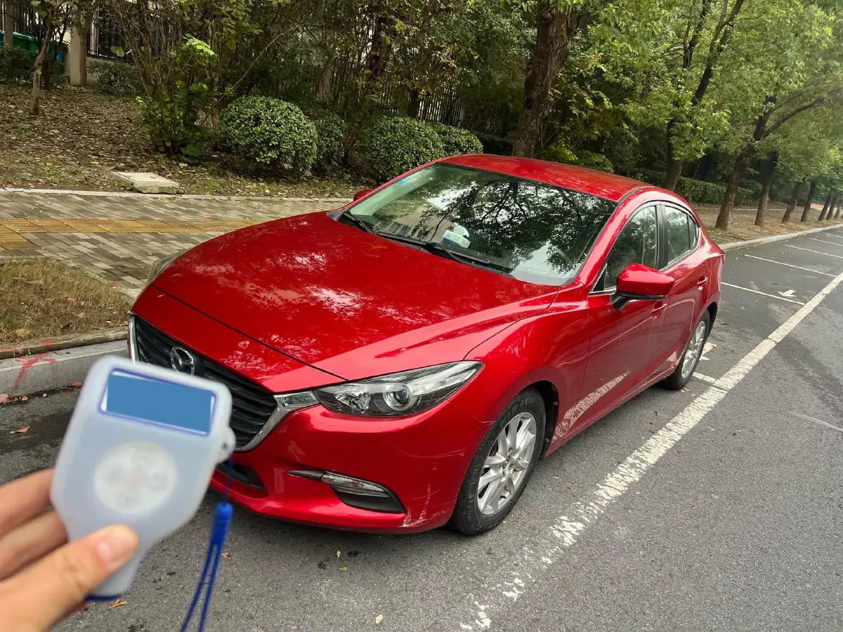 2017 Mazda 3 Axela 1.5L 117HP L4 6AT