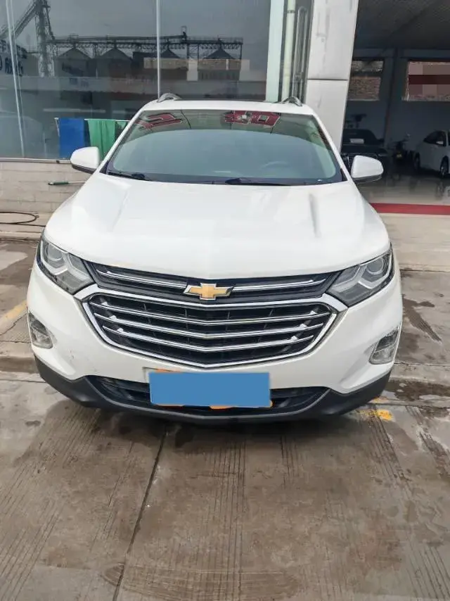 2018 CHEVROLET EQUINOX thumbnail 2