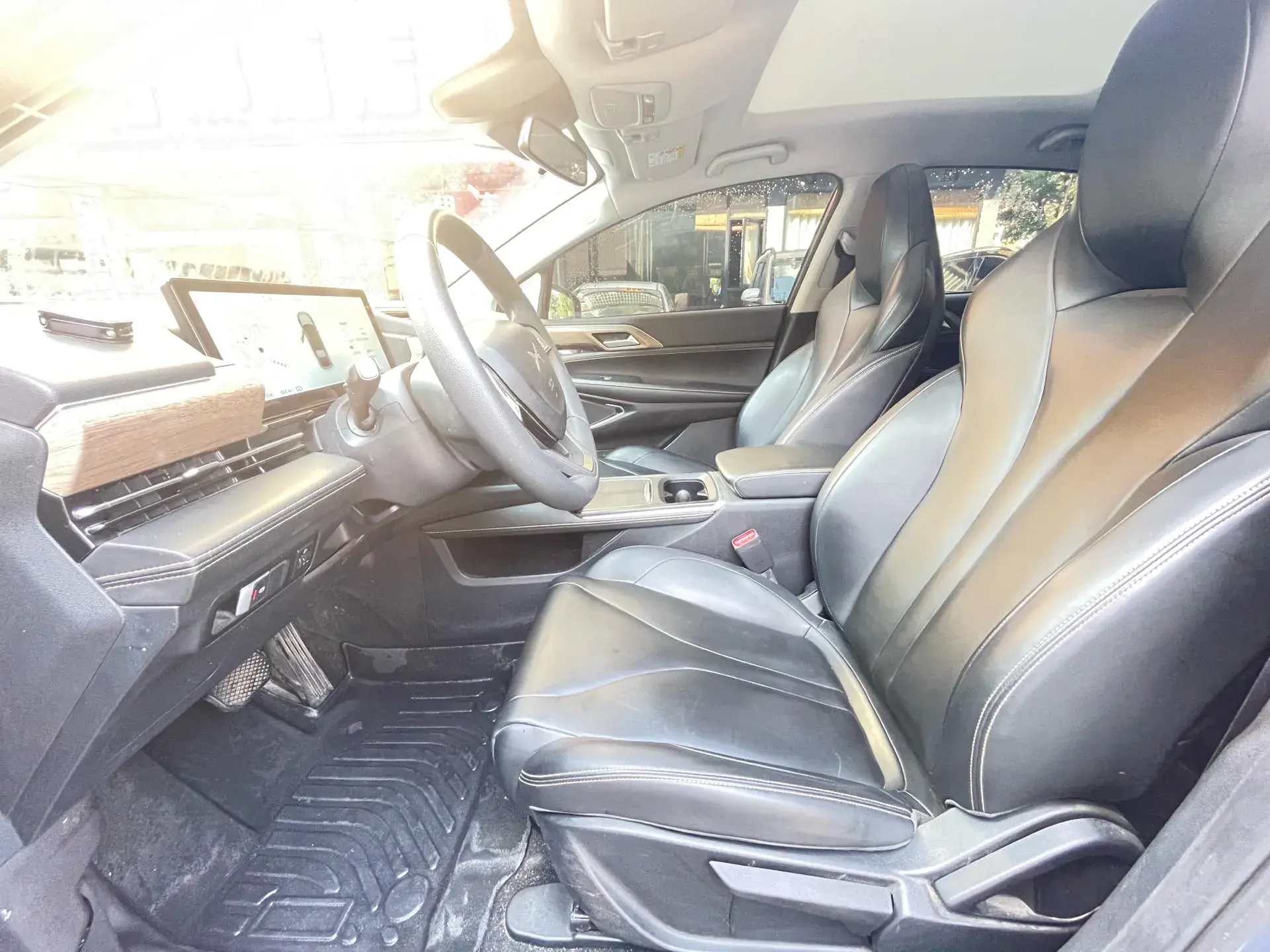 2023 XPENG P5 thumbnail 3