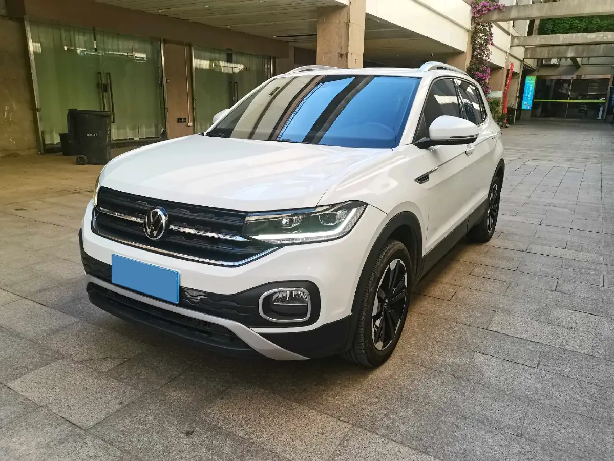 2021 Volkswagen Tacqua 1.5L 113HP L4 6AT