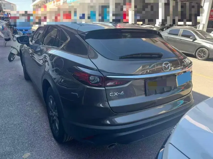 2020 MAZDA CX-4 thumbnail 4