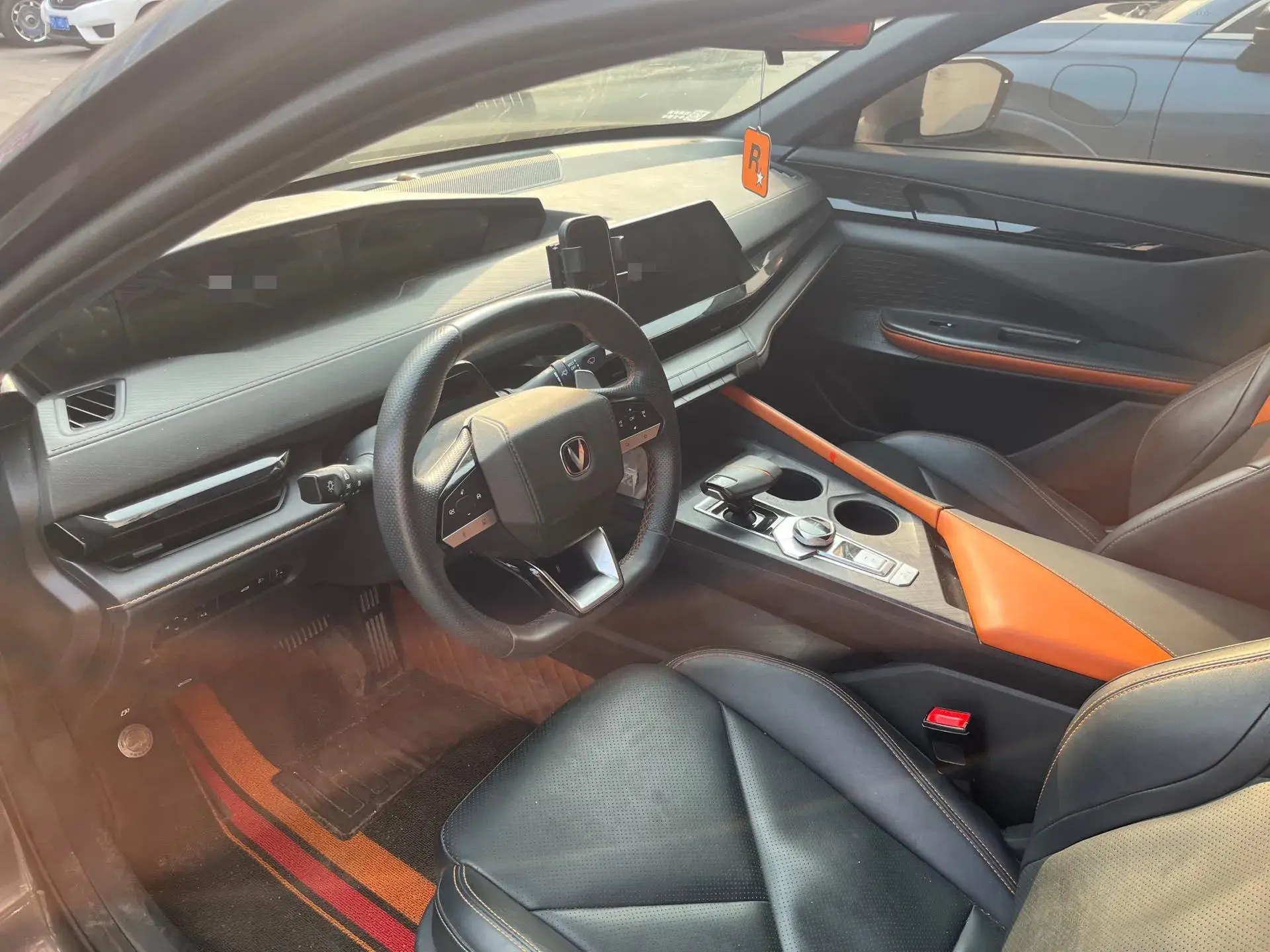 2022 CHANGAN UNI-V thumbnail 2