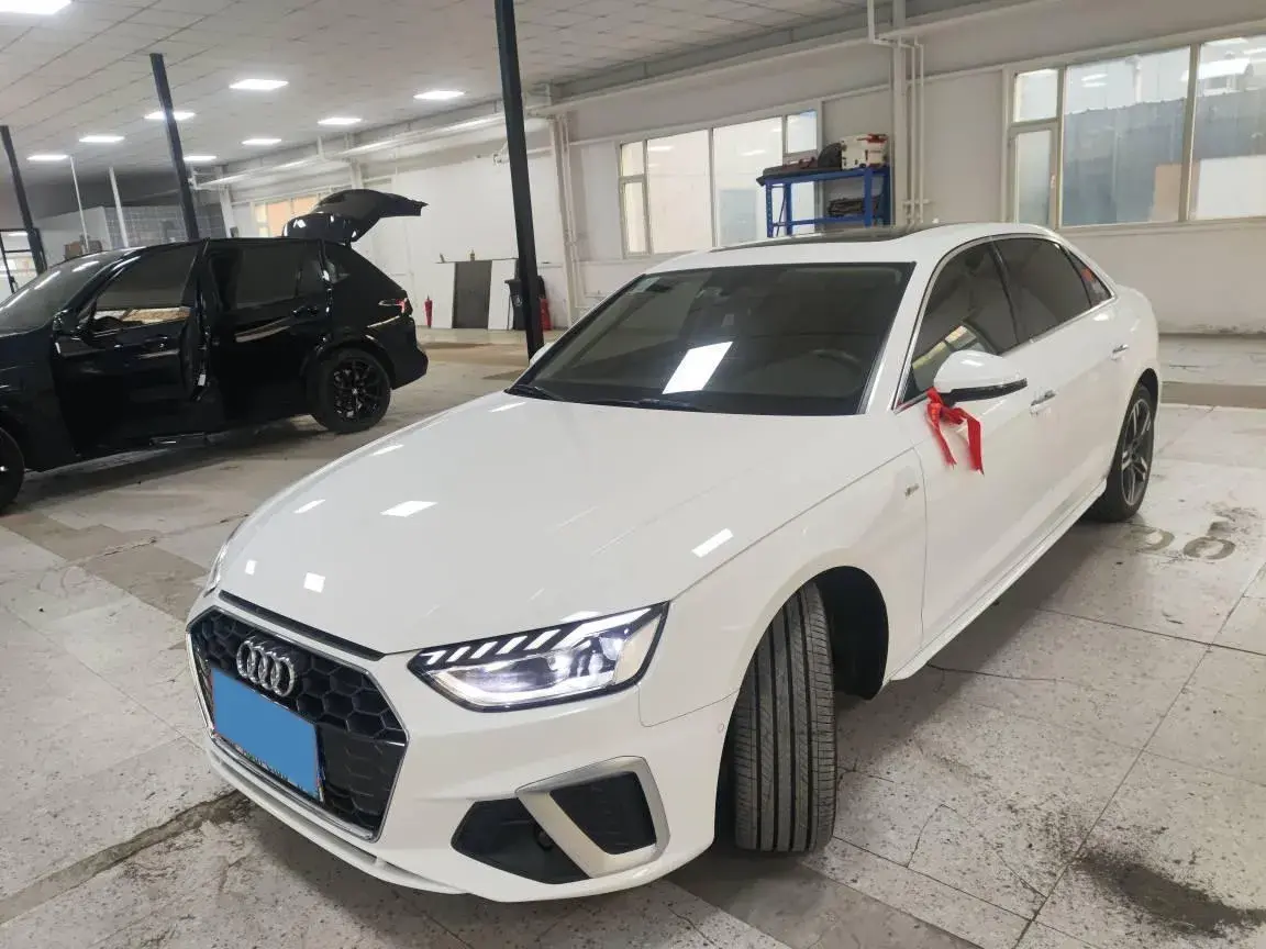 2020 Audi A4L 2.0T 190HP L4 7DCT