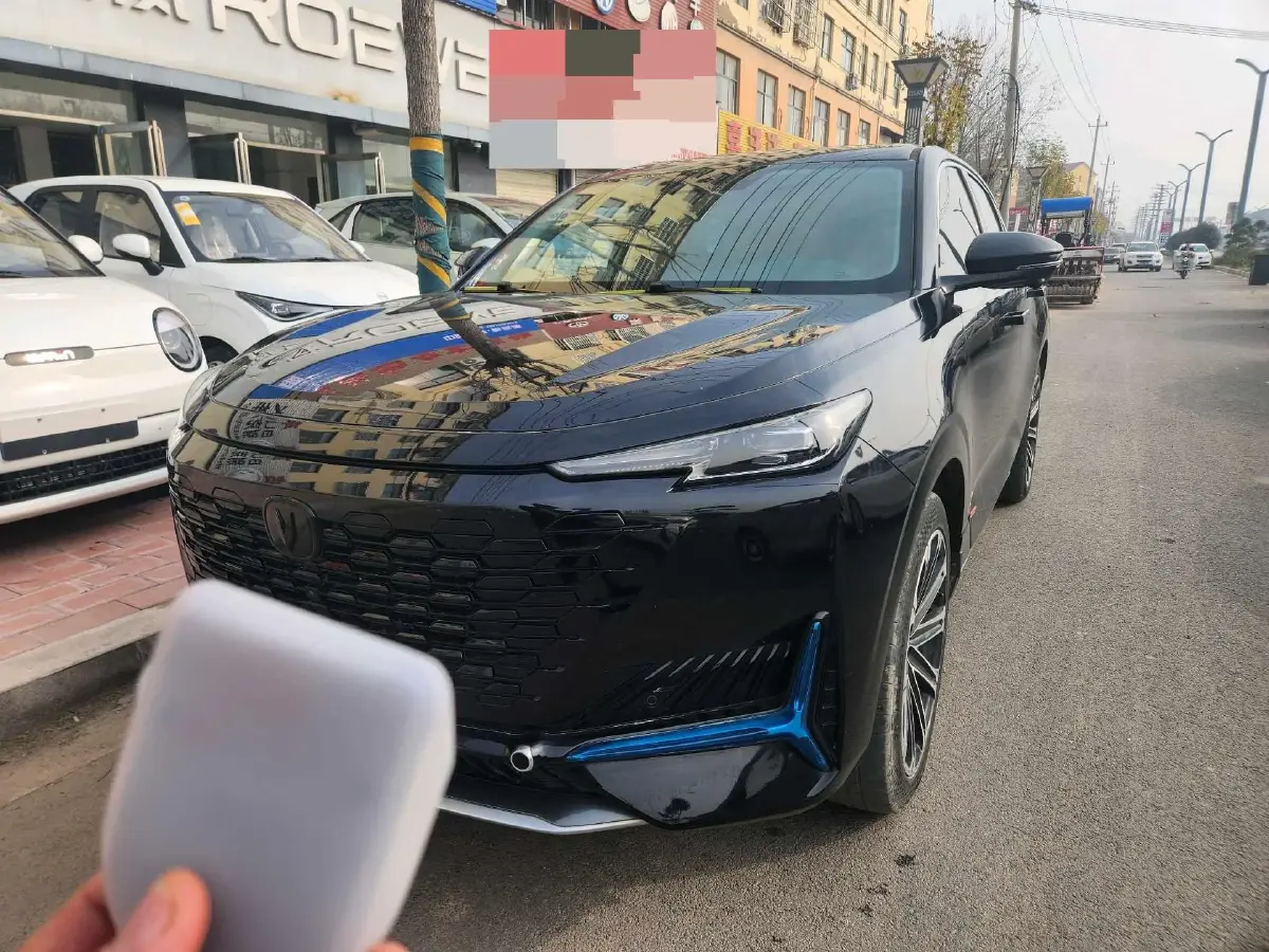 2022 ChangAn UNI-K iDD 1.5T 170HP L4 6TCT PHEV 30.74KWH