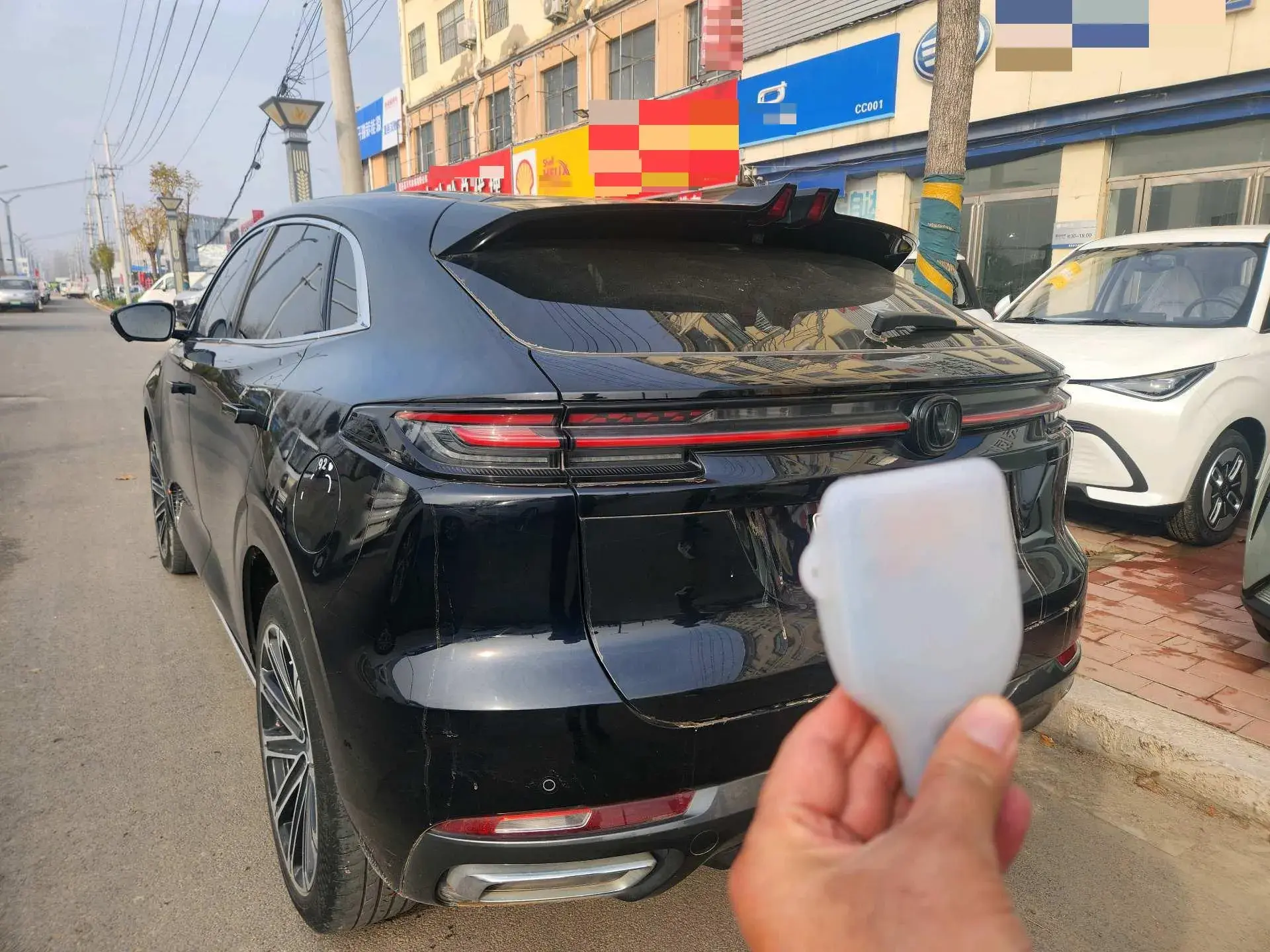 2022 CHANGAN UNI-K thumbnail 2