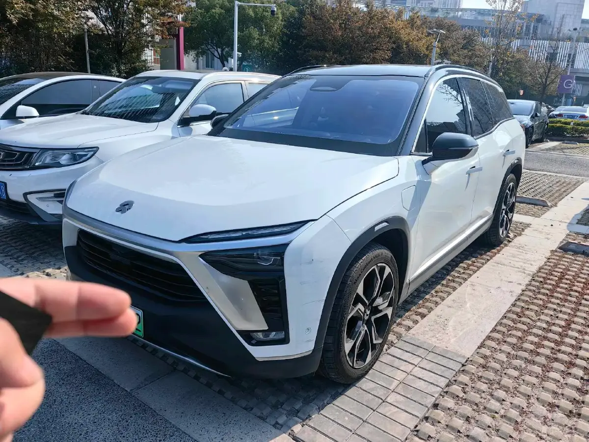 2022 NIO ES8 BEV 100KWH