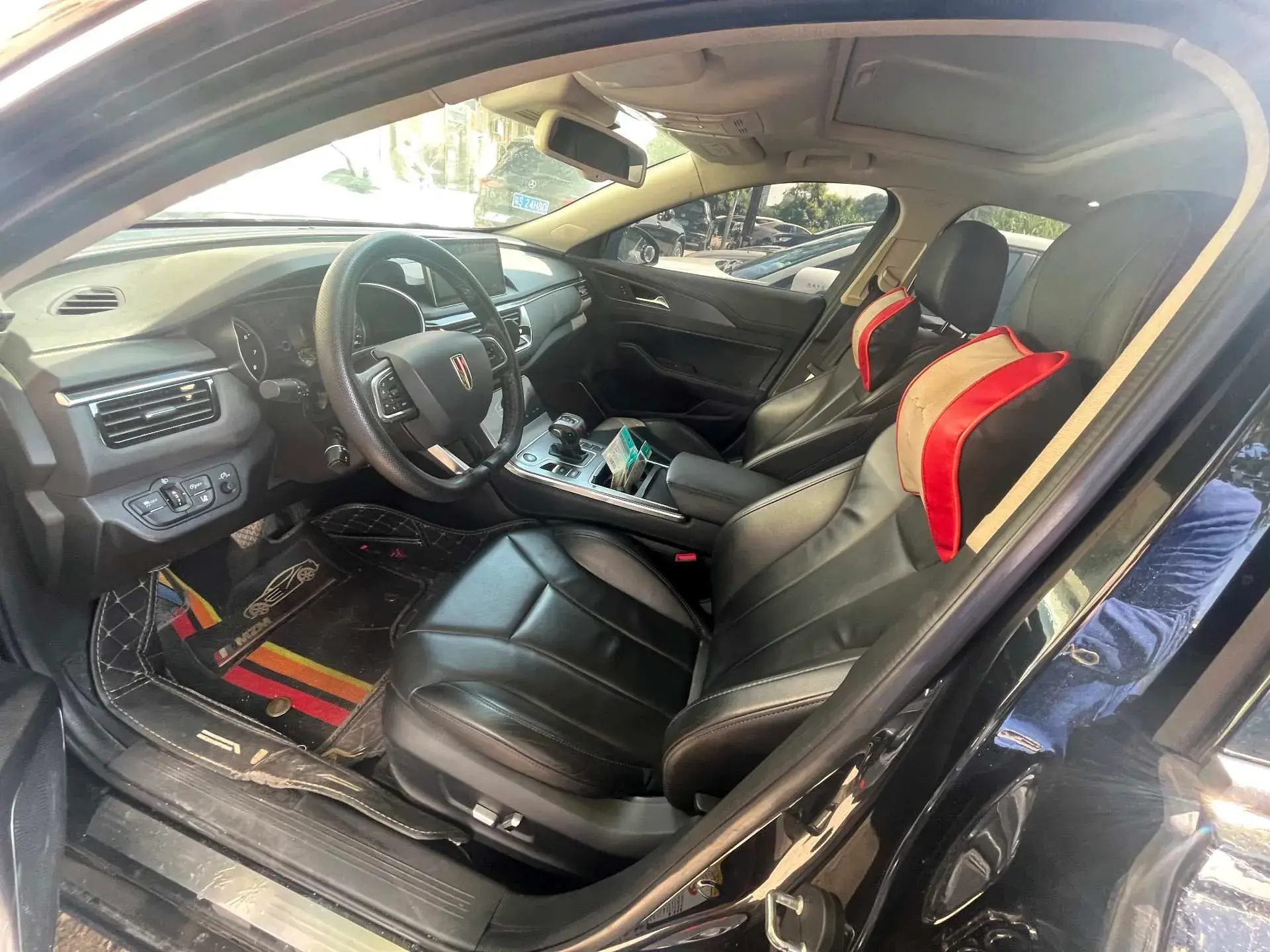 2020 HONGQI H5 thumbnail 4