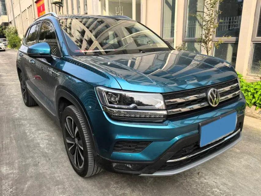 2019 VOLKSWAGEN THARU thumbnail 3