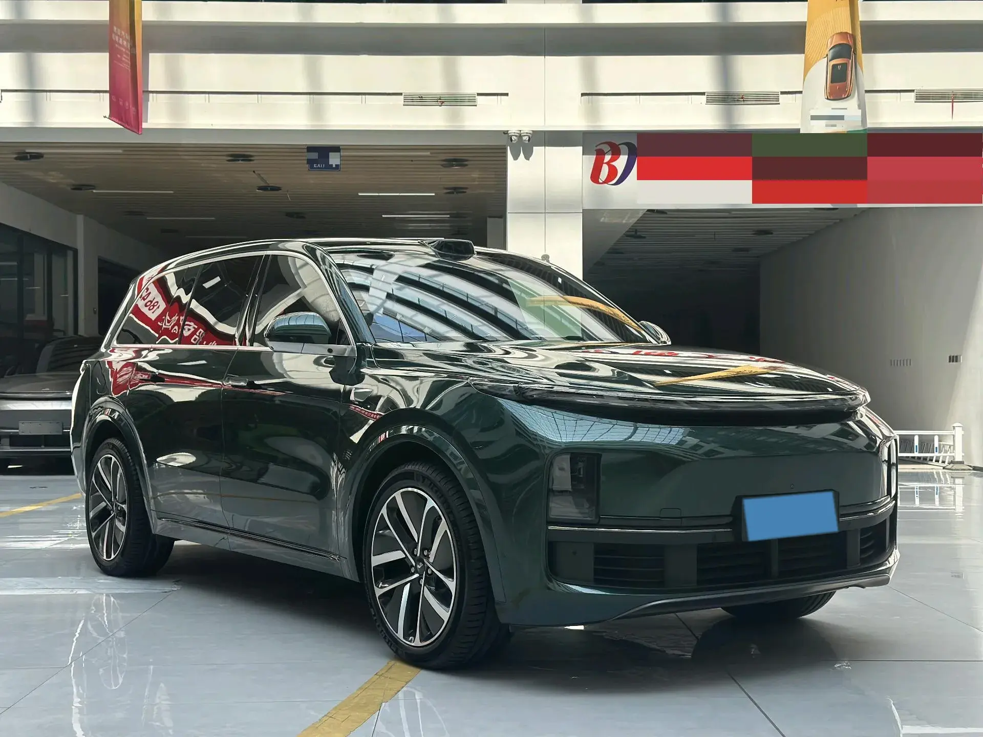 2022 LI L9 thumbnail 3