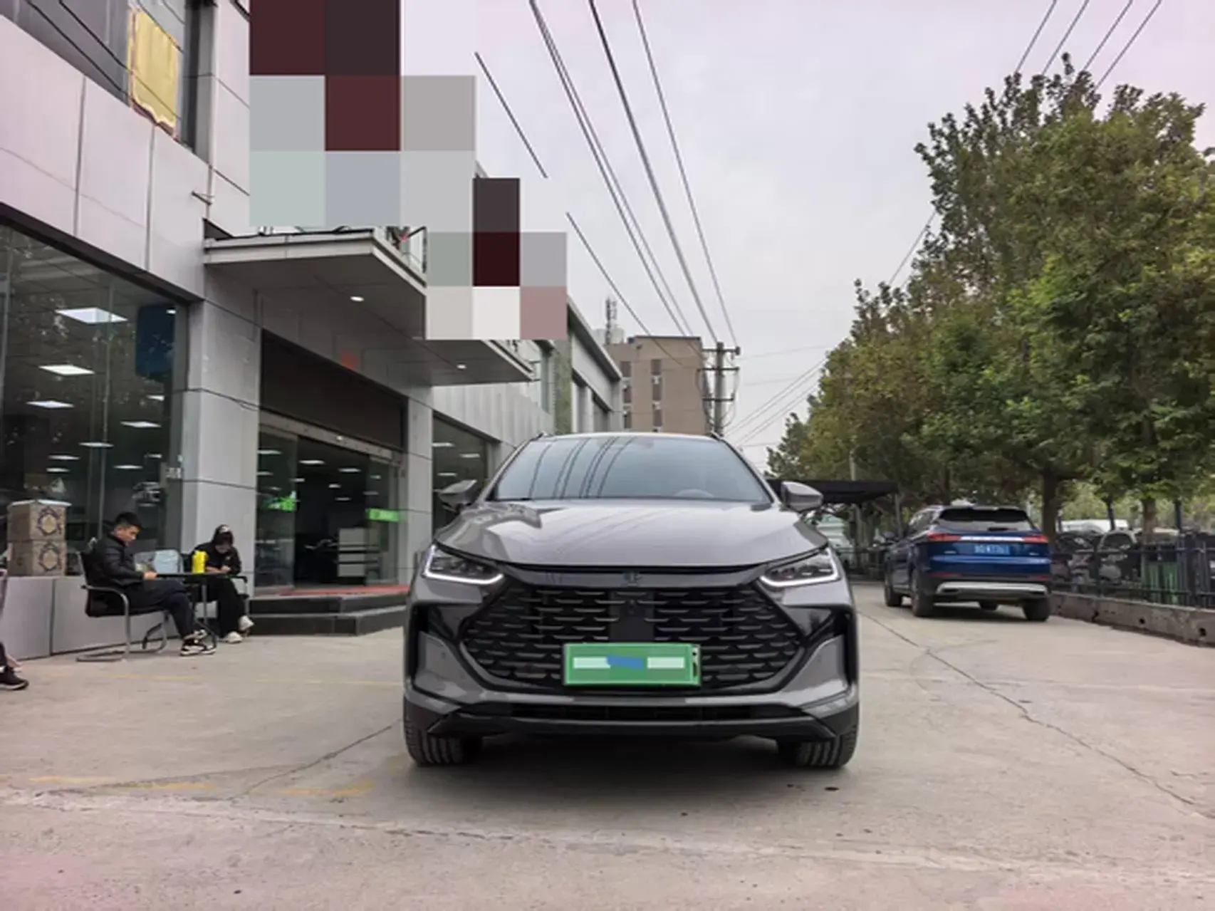 2025 BYD TANG thumbnail 2