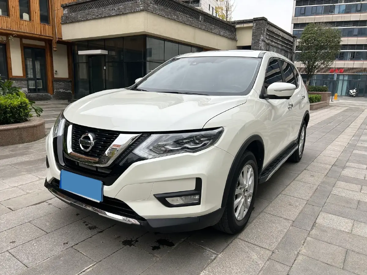 2020 Nissan X-Trail 2.0L 154HP L4 CVT