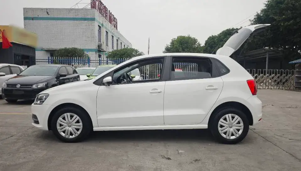 2018 VOLKSWAGEN POLO thumbnail 4