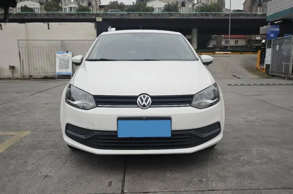 2018 VOLKSWAGEN POLO thumbnail 2