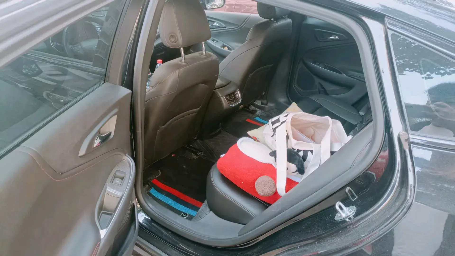 2022 CHEVROLET MALIBU thumbnail 4